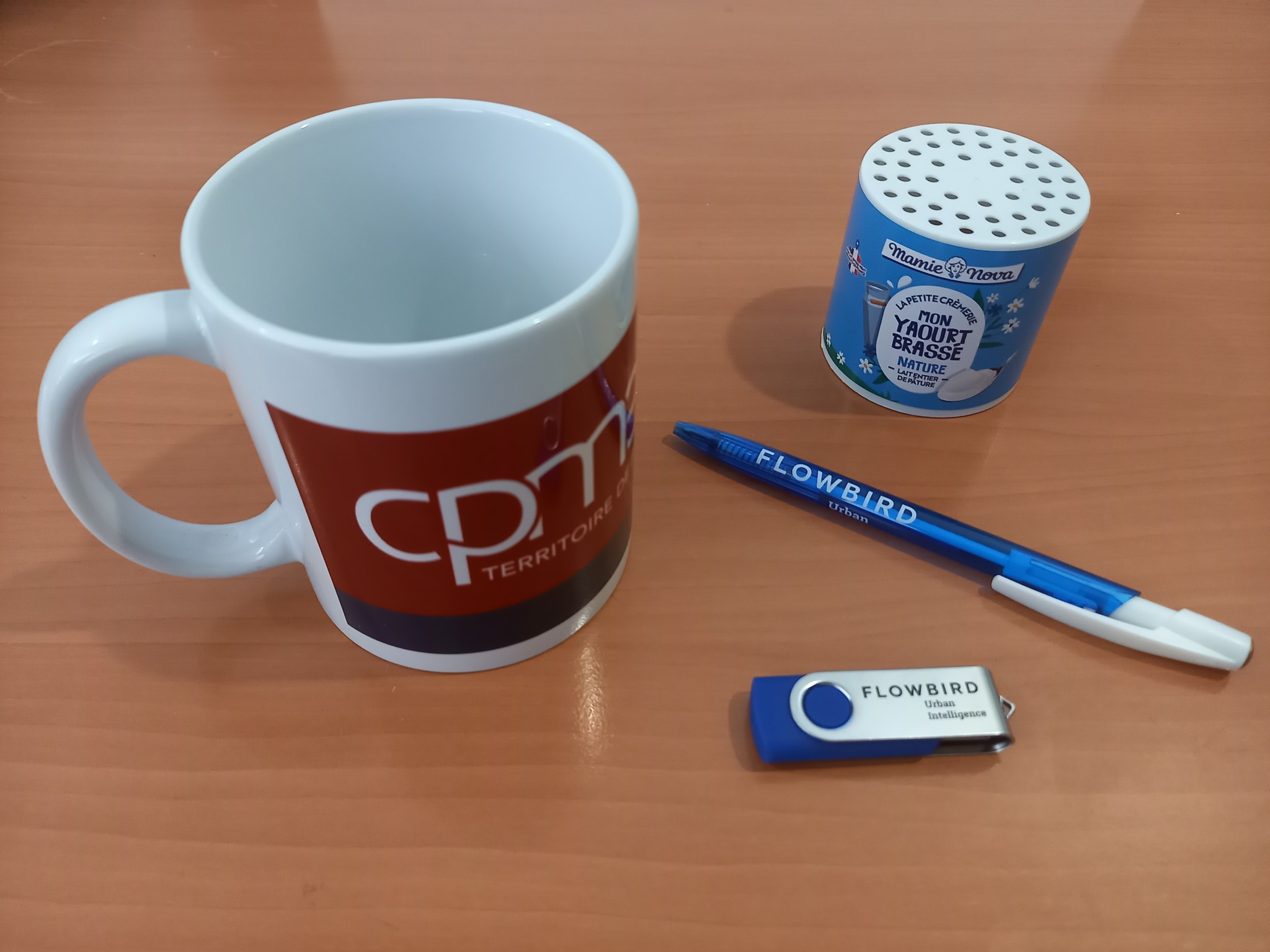 OBJETS PUBLICITAIRES DIVERS